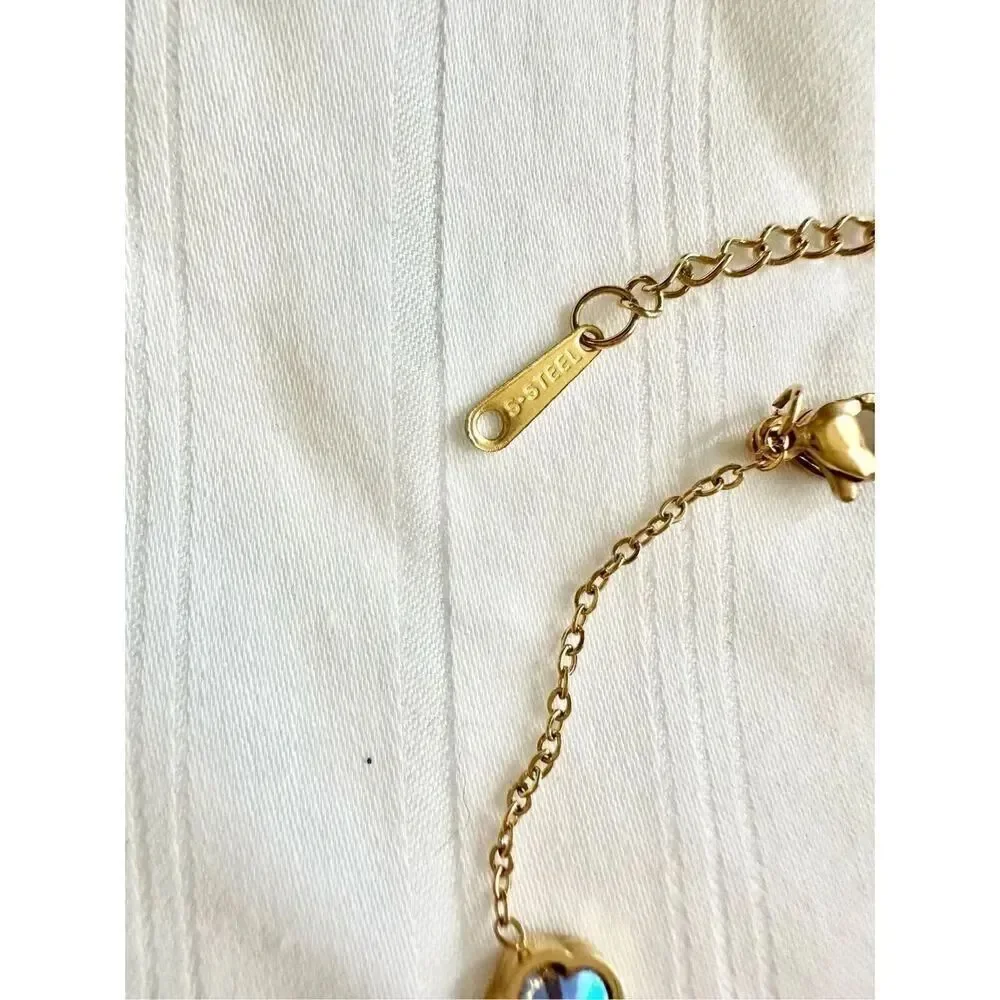 Iridescent flower chain-link bracelet ￼